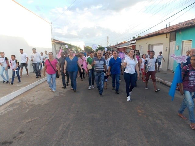 Prefeitura de Barro Duro promove caminhada sobre Outubro Rosa, Novembro Azul e combate ao Aedes - Imagem 17