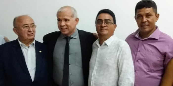 Unidades Habitacionais: prefeito Marcelino Almeida participa de Lançamento do Projeto de 1.000 casas para assentamentos do Piauí
