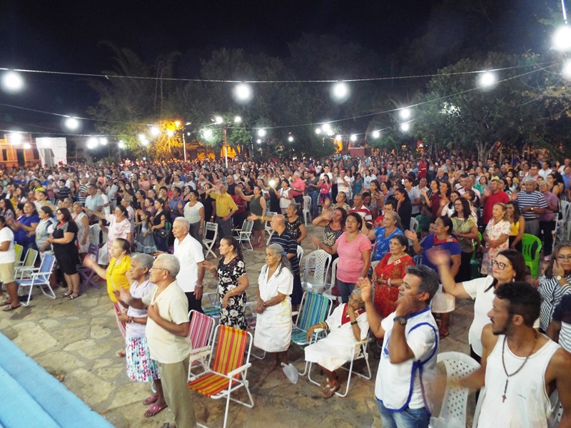 Muitos fieis de outras cidades vieram prestigiar a 2ª novena da Imaculada Conceição  - Imagem 11