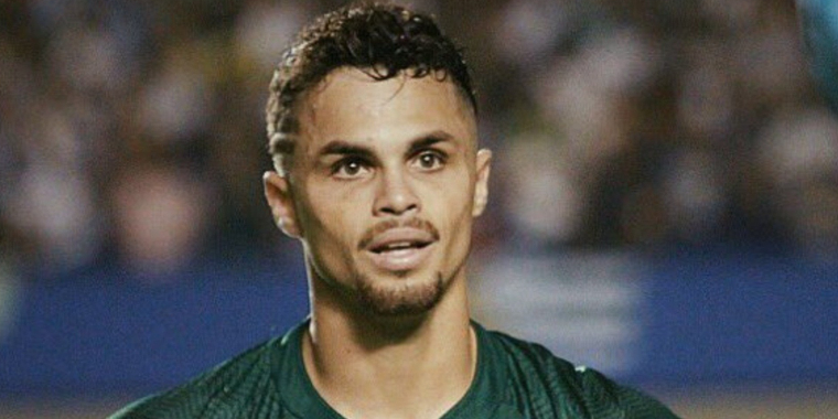 Presidente do Goiás diz que negará proposta por Michael