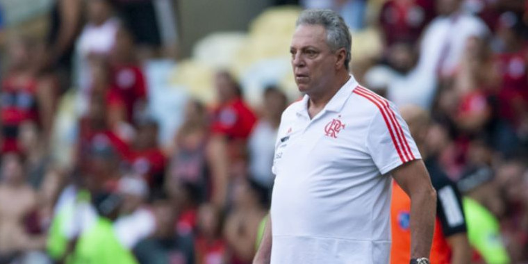 Abel cobra Flamengo por premiação de títulos