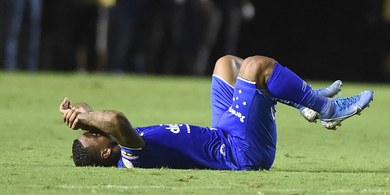 Cruzeiro chega a 86% de risco de queda