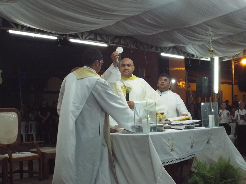 Aumenta o número de fiéis na sexta novena da Imaculada Conceição  - Imagem 38