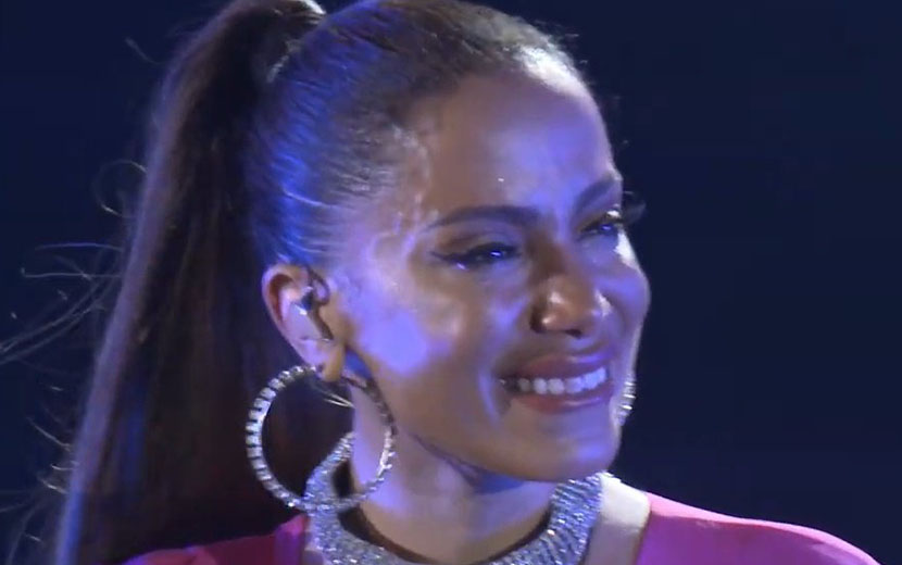 Anitta recria show do Rock in Rio em apresentação gratuita e chora - Imagem 1