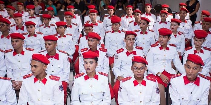 Prefeitura de Timon formou a primeira turma do Colégio Militar