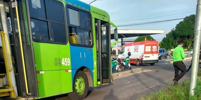 Sargento da PM morre em colisão com ônibus na zona Sul de Teresina