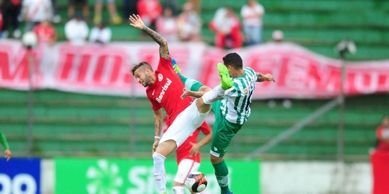 Inter vence Juventude em jogo com briga e expulsões e sobe no Gauchão