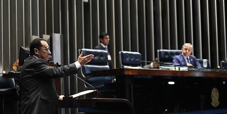 Ricardo Boechat era referência para o jornalismo, dizem senadores