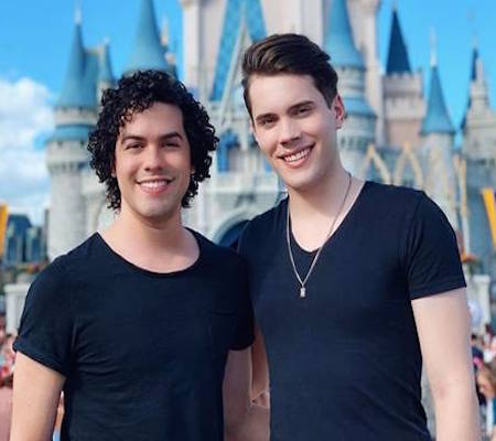Campeão do "The Voice Brasil", Sam Alves faz 1° post com o namorado