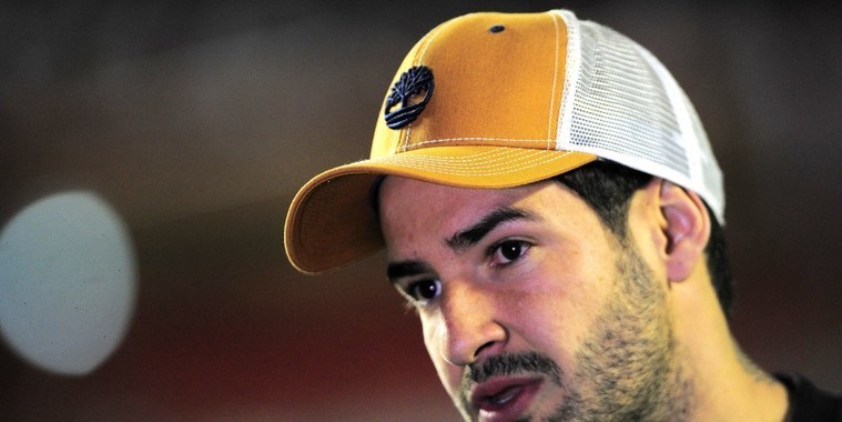 Alexandre Pato tenta rescisão na China, três times estão de olho