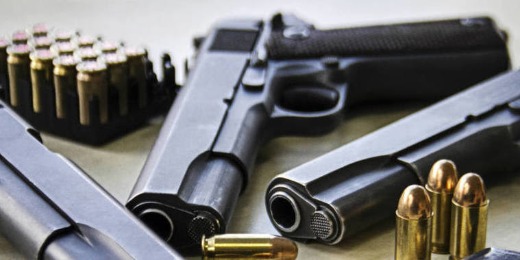 Polícia prende homem que enviava armas e dinheiro para outros estados