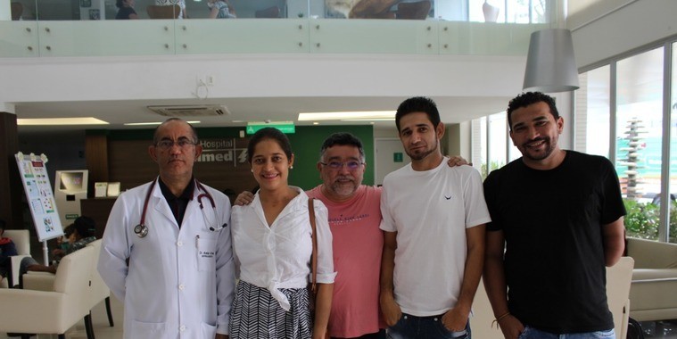 Paciente de transplante renal do Hospital Unimed recebe alta em THE