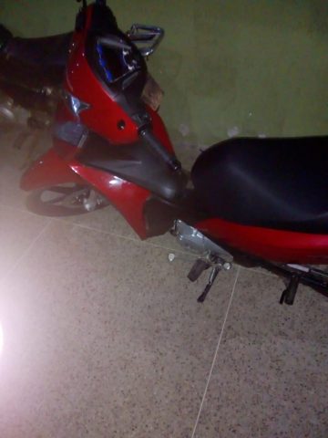 Força Tática e POG do 12° BPM recuperaram moto e celulares roubados no interior do PI