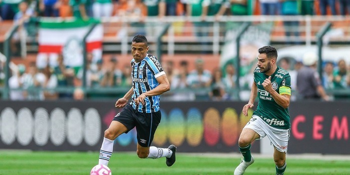 Botafogo acerta com Cícero