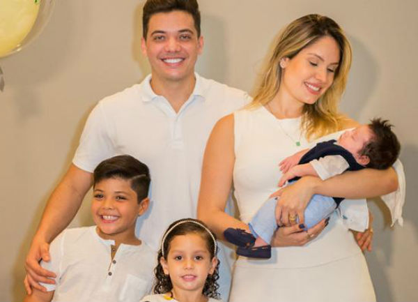 Wesley Safadão afirma que ex proibiu ida do filho à festa de Neymar