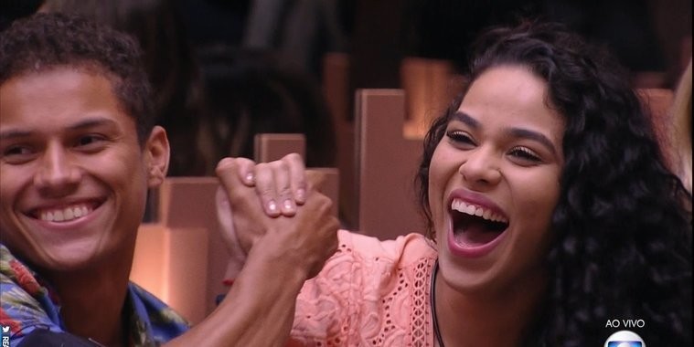 BBB19: Danrley fala sobre proximidade com Elana:"Não sei o que pensam"