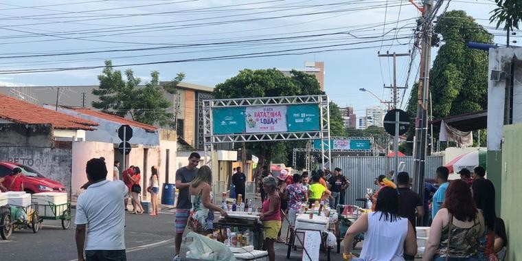 Blocos fervem Teresina na terça-feira de Carnaval