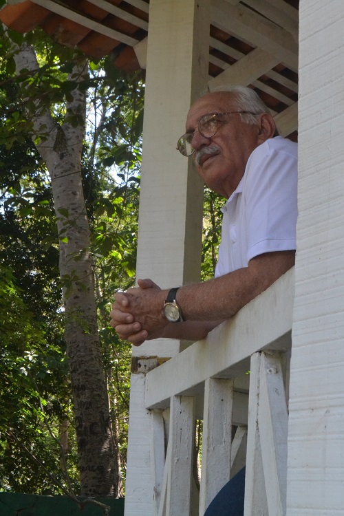 Olavo retrata vivências de Oeiras em livro