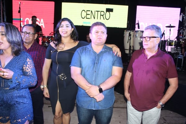 Show com Zé Cantor encerra programação de aniversário de Santo Inácio do Piauí - Imagem 23