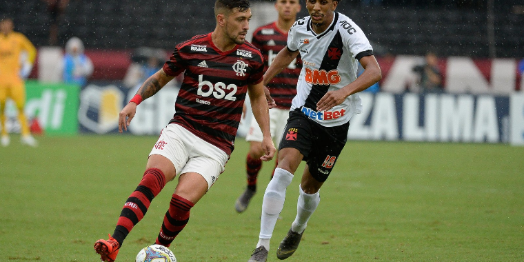 Arrascaeta comemora novo ritmo que deu ao Flamengo na final do carioca