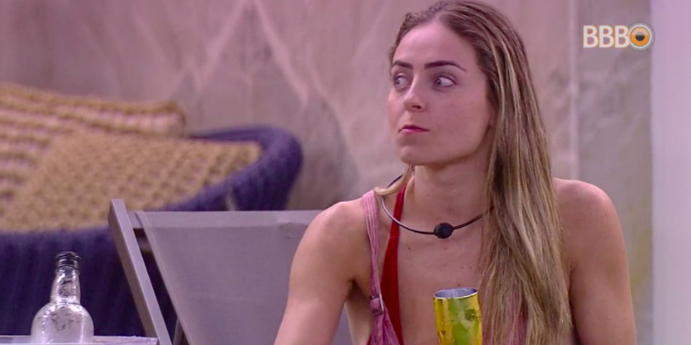 Campeã do BBB19, Paula é indiciada por intolerância religiosa