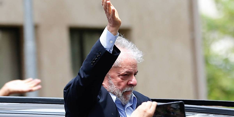 STF autoriza que ex-presidente Lula seja entrevistado