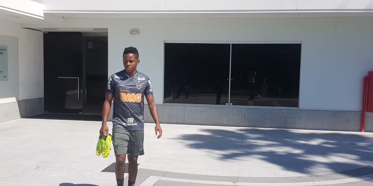 Cazares perde prestígio no Atlético-MG
