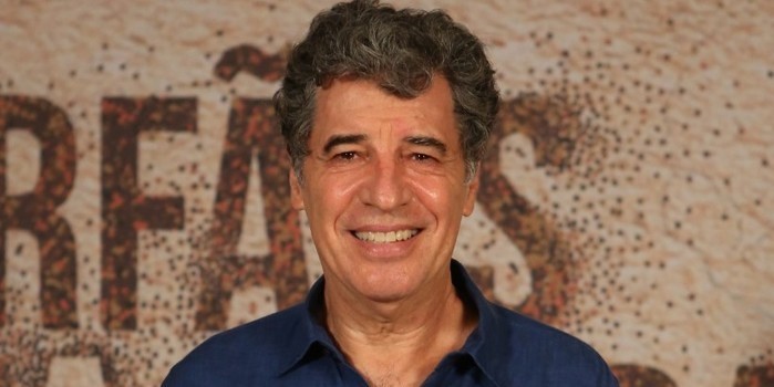 Ator Paulo Betti é expulso durante culto em igreja de Teresina