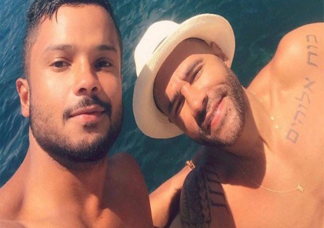 Comediante Rodrigo Sant"Anna chora com declaração do marido