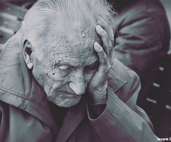 Idoso de 99 anos pede o divórcio após descobrir traição em 1940