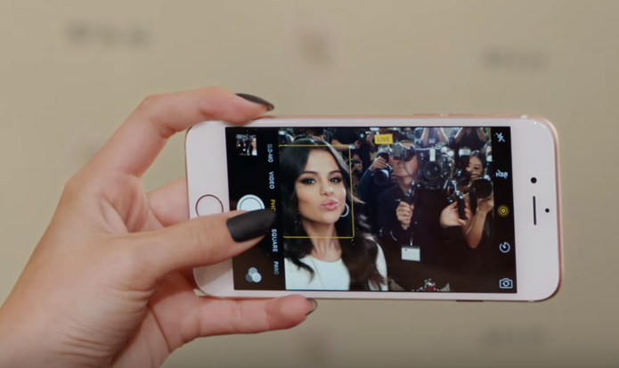 Blogueira se recusa a tirar fotos com seguidoras e causa revolta