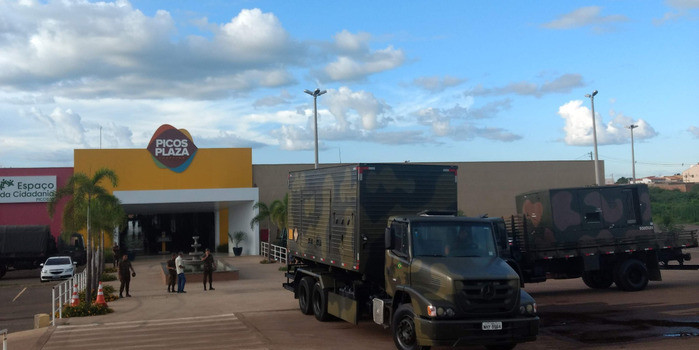 Picos Plaza Shopping recebe abertura da Semana da Engenharia do 3º BEC
