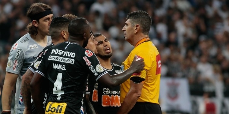 Grêmio empata com Corinthians no Itaqueirão