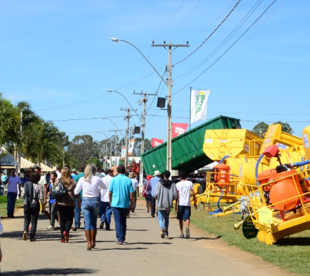 Investimentos no agronegócio é destaque em feira de Brasília