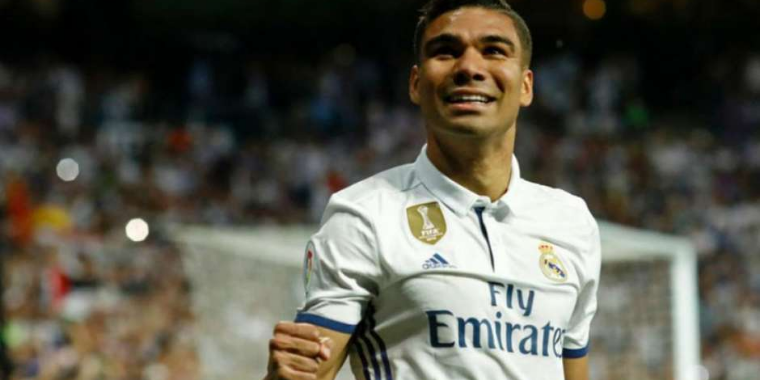 Casemiro poderá ser negociado em lugar de Neymar
