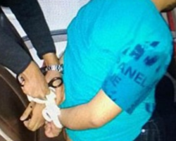 Estudante é preso após tentar fazer sexo com aeromoça durante voo 