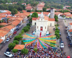 Procissão de Fé encerra os Festejos de São João Batista, em Barro Duro