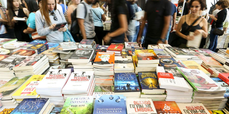 Faturamento do setor editorial diminui 25% em 12 anos