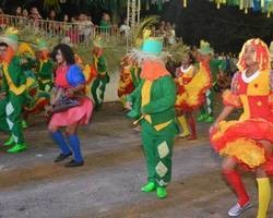 Vem ai o lll Festival Folclórico  de Barras