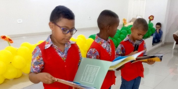 Escolas de Ensino Fundamental da rede Municipal de Ensino realizam o I Sarau Literário/2019 para encerrar primeiro Semestre Letivo.