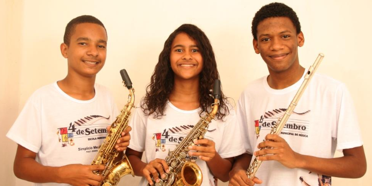 Trio Jovem de Simplício Mendes toca no Palácio da Música