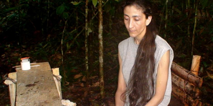 Após seis anos em cativeiro das Farc, Ingrid Betancourt é libertada