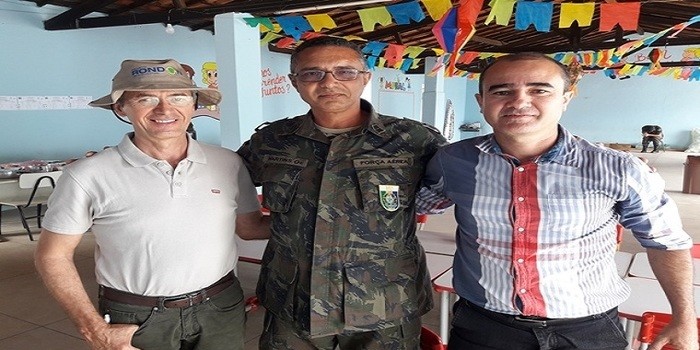 Dom Expedito Lopes recebeu visita do Coronel Marcelo Martins do Ministério da Defesa.