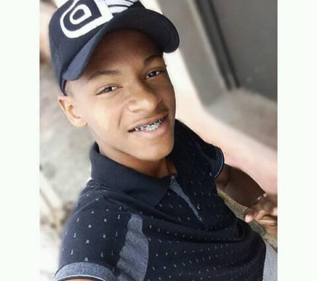 "Tenho pena dele", diz mãe de jogador morto ao falar sobre assassino do filho
