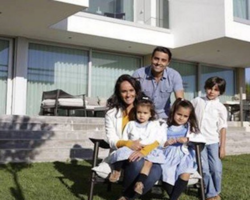 Ator Ricardo Pereira compra casa de R$ 4,5 milhões em Portugal
