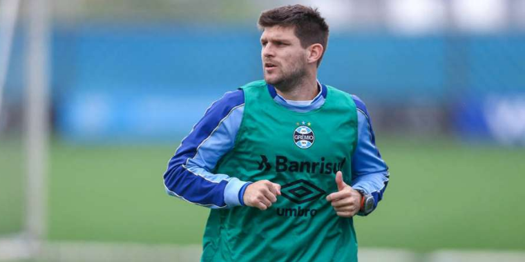 Kannemann está de volta aos treinamentos