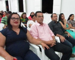 Prefeito Ananias André participa das festividades na Igreja O Brasil Para Cristo
