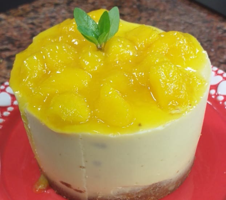 Sobremesa gostosa e refrescante! Cheesecake de manga