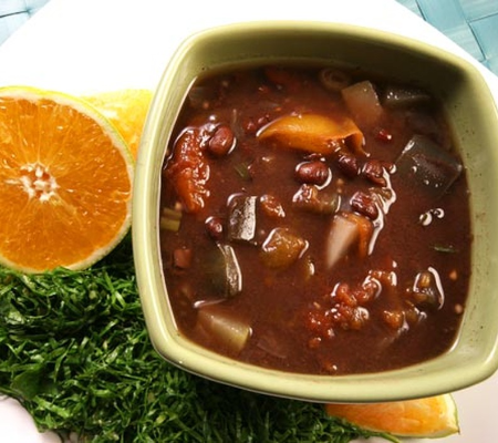 Feijoada Vegana! Receita desta sexta-feira. Confira