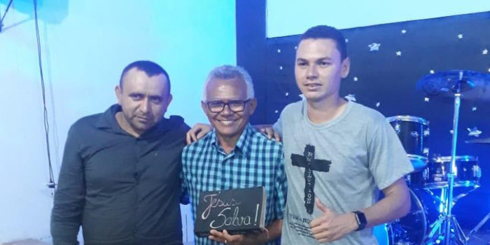 O Presidente da Câmara Municipal Vereador Antônio Valter prestigiou o Congresso de Jovens da Igreja Evangélica Brasil Para Cristo